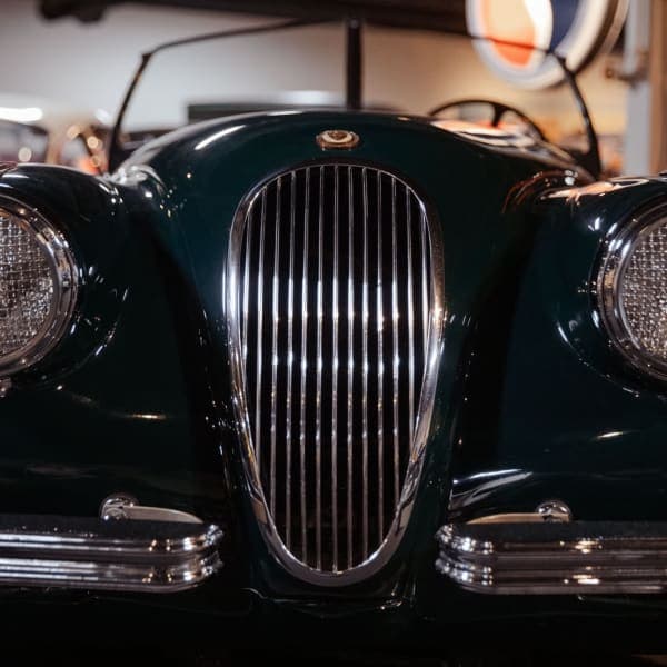 Jaguar XK120 — British Racing Green